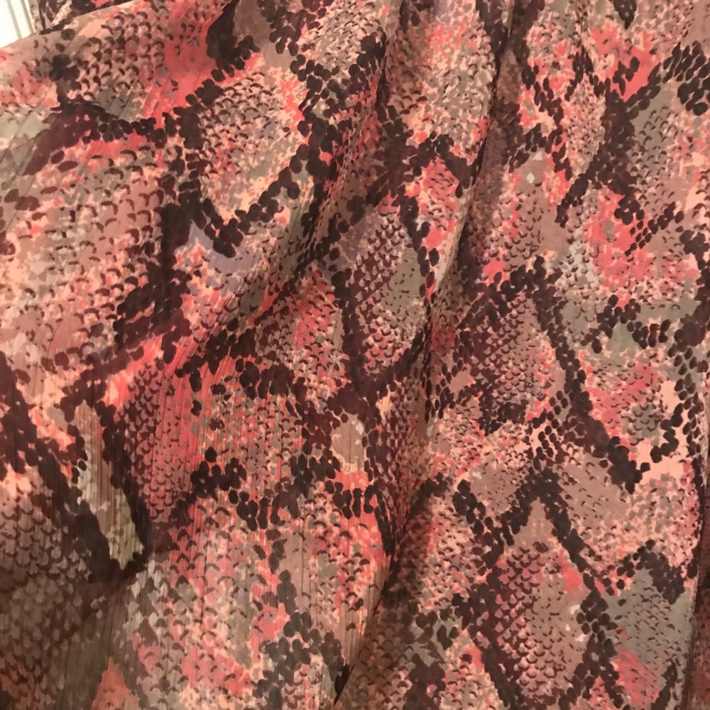 Snakeprint Ruffle Sleeve Sheer Top - Picture 5 of 7